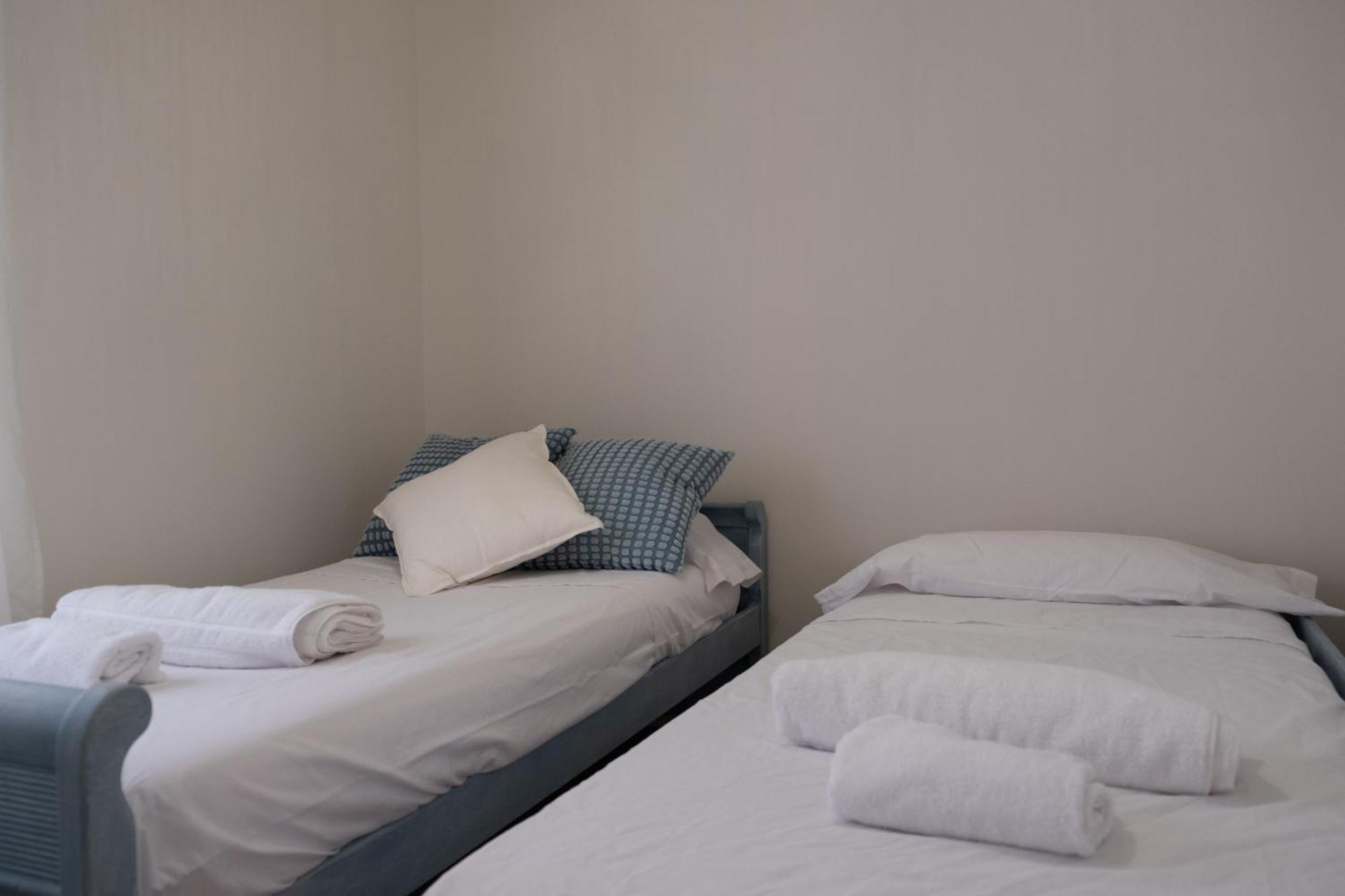 Apartment Victoria's Modern And Cosy 2 Bedroom