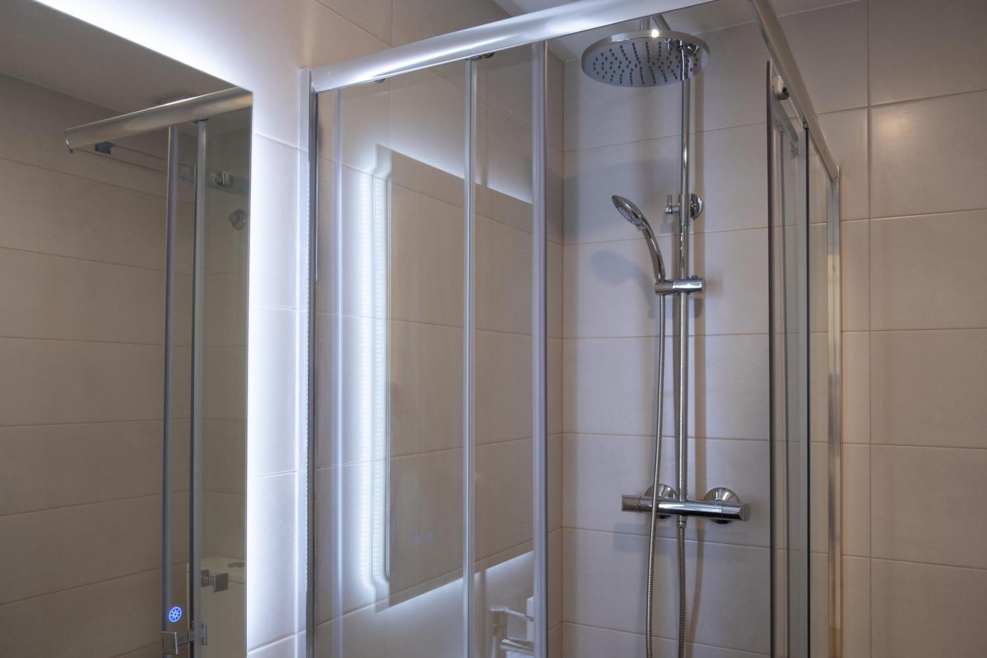 Victoria's Modern And Cosy 2 Bedroom Malaga